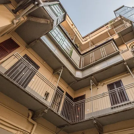 Apartment Design In Navigli Area! *