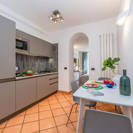 Apartment Design In Navigli Area! Milan